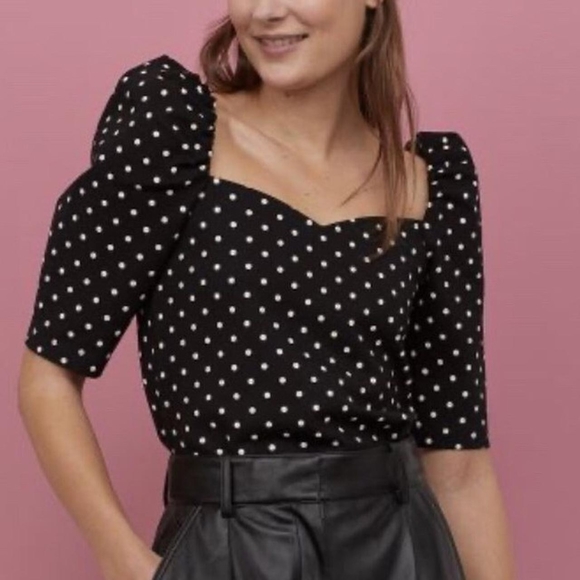 H&M Tops - H&M Polka Dot Top